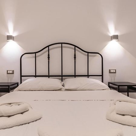 Il Quadrifoglio D4 Apartment By Wonderful Italy Σιρμιόνε Εξωτερικό φωτογραφία