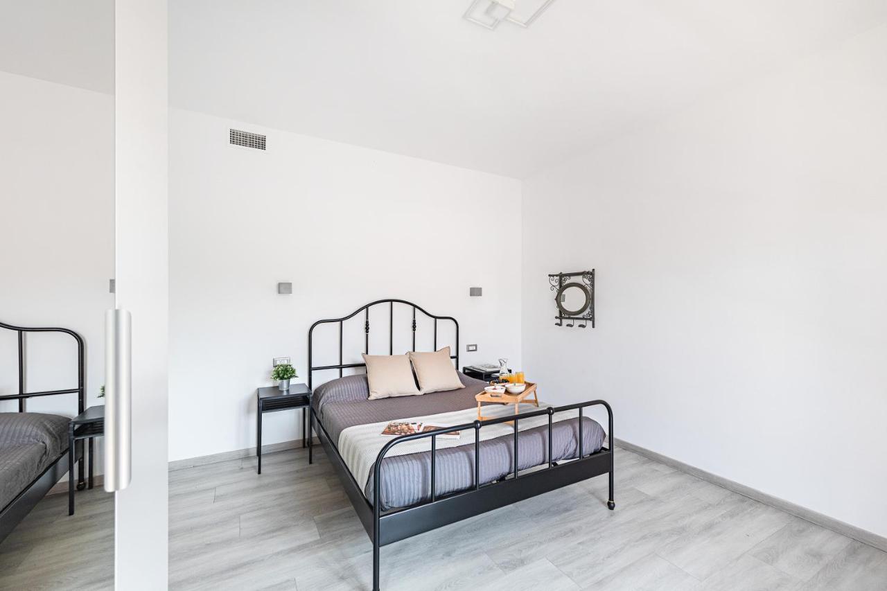 Il Quadrifoglio D4 Apartment By Wonderful Italy Σιρμιόνε Εξωτερικό φωτογραφία